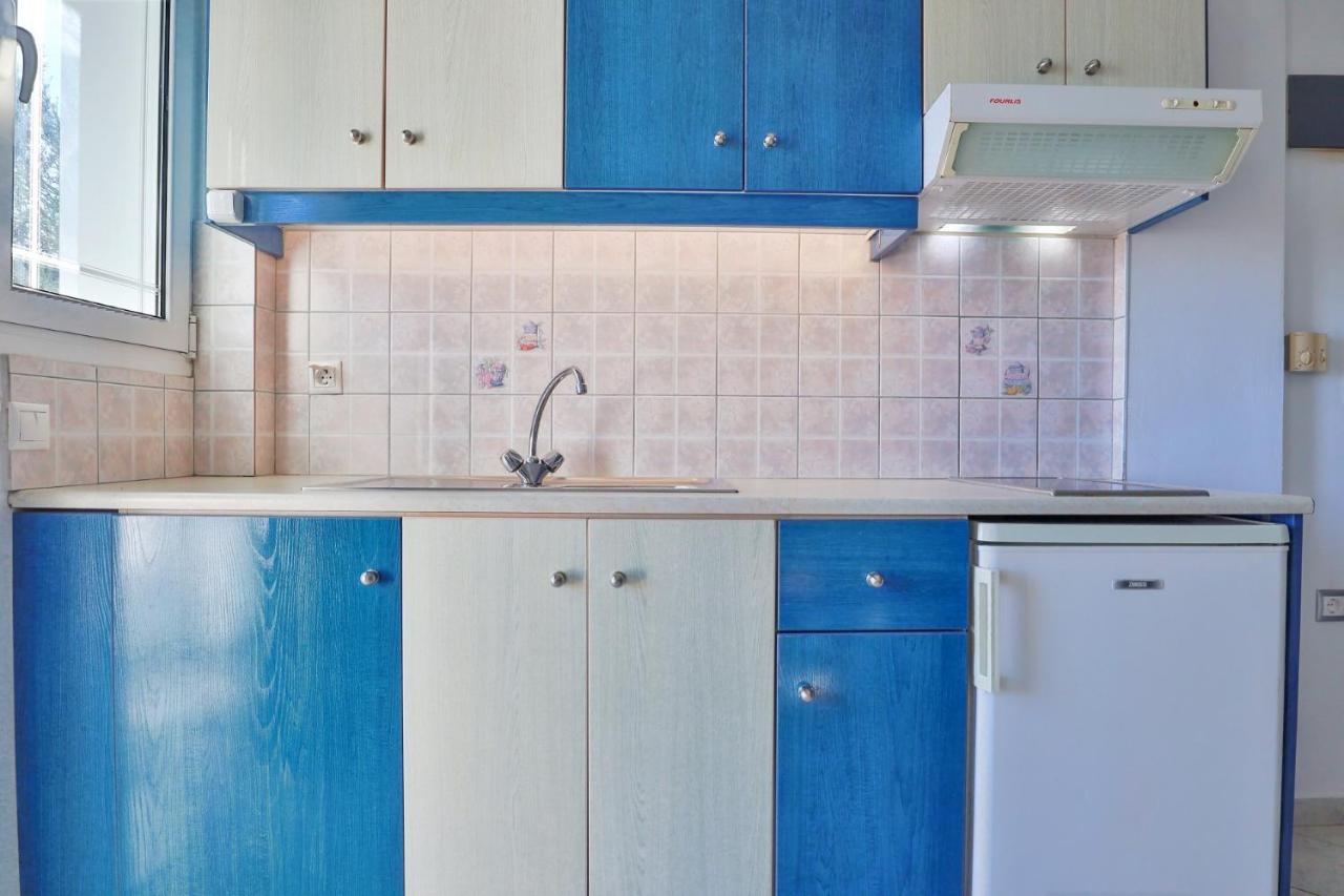 Myrto Apartment