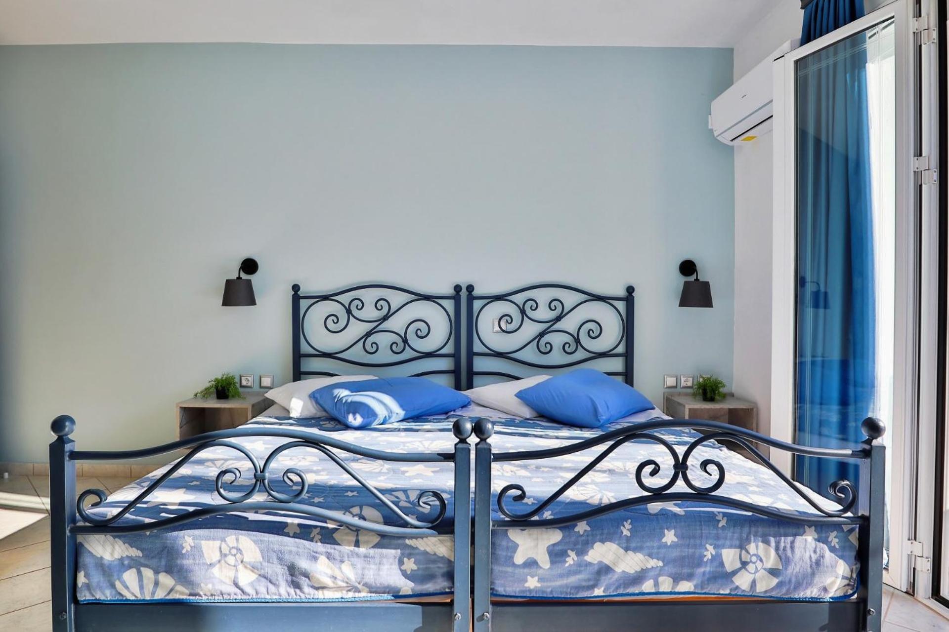 Myrto Apartment *